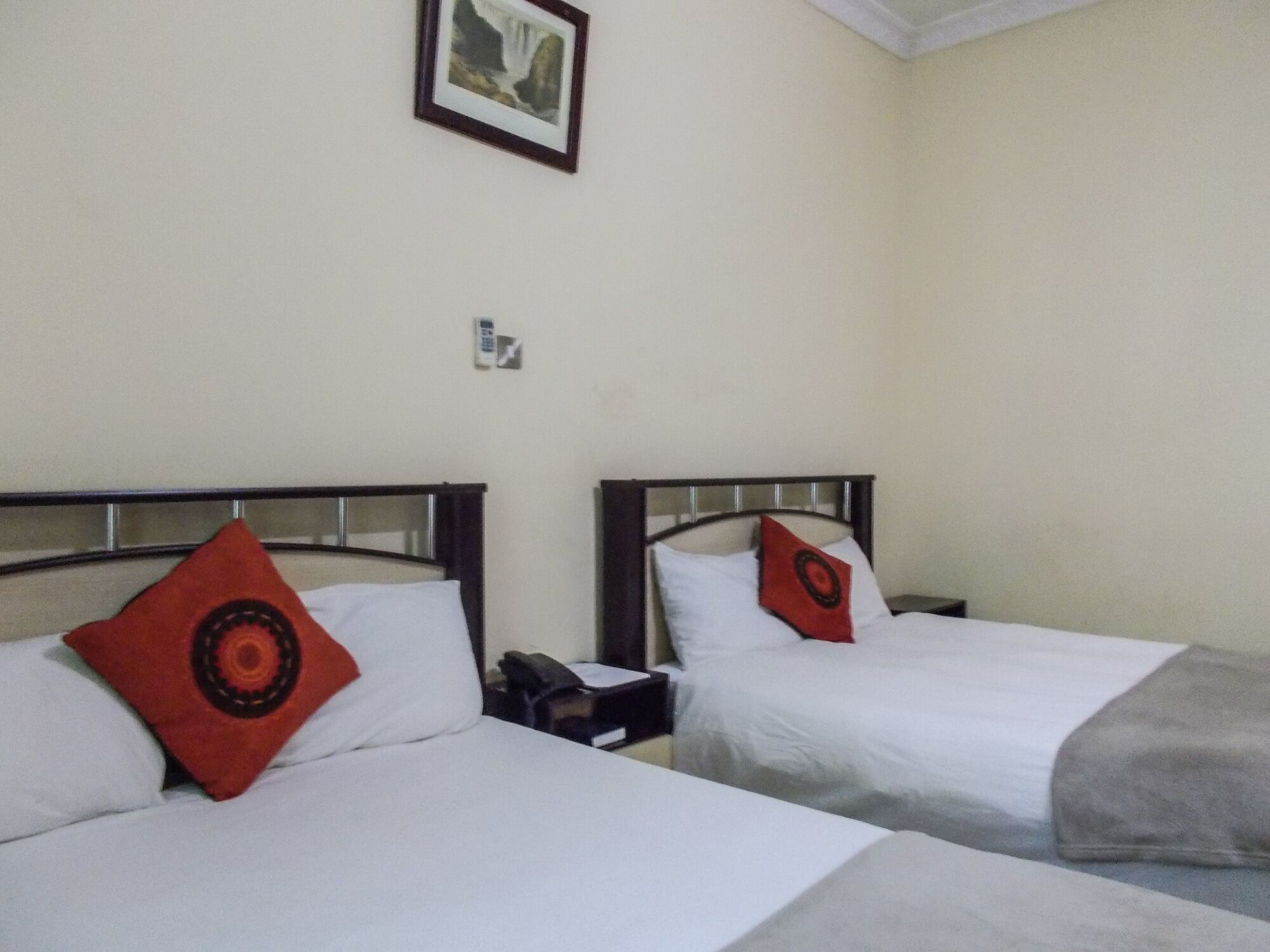 Waterfalls Hotel Lusaka Eksteriør billede